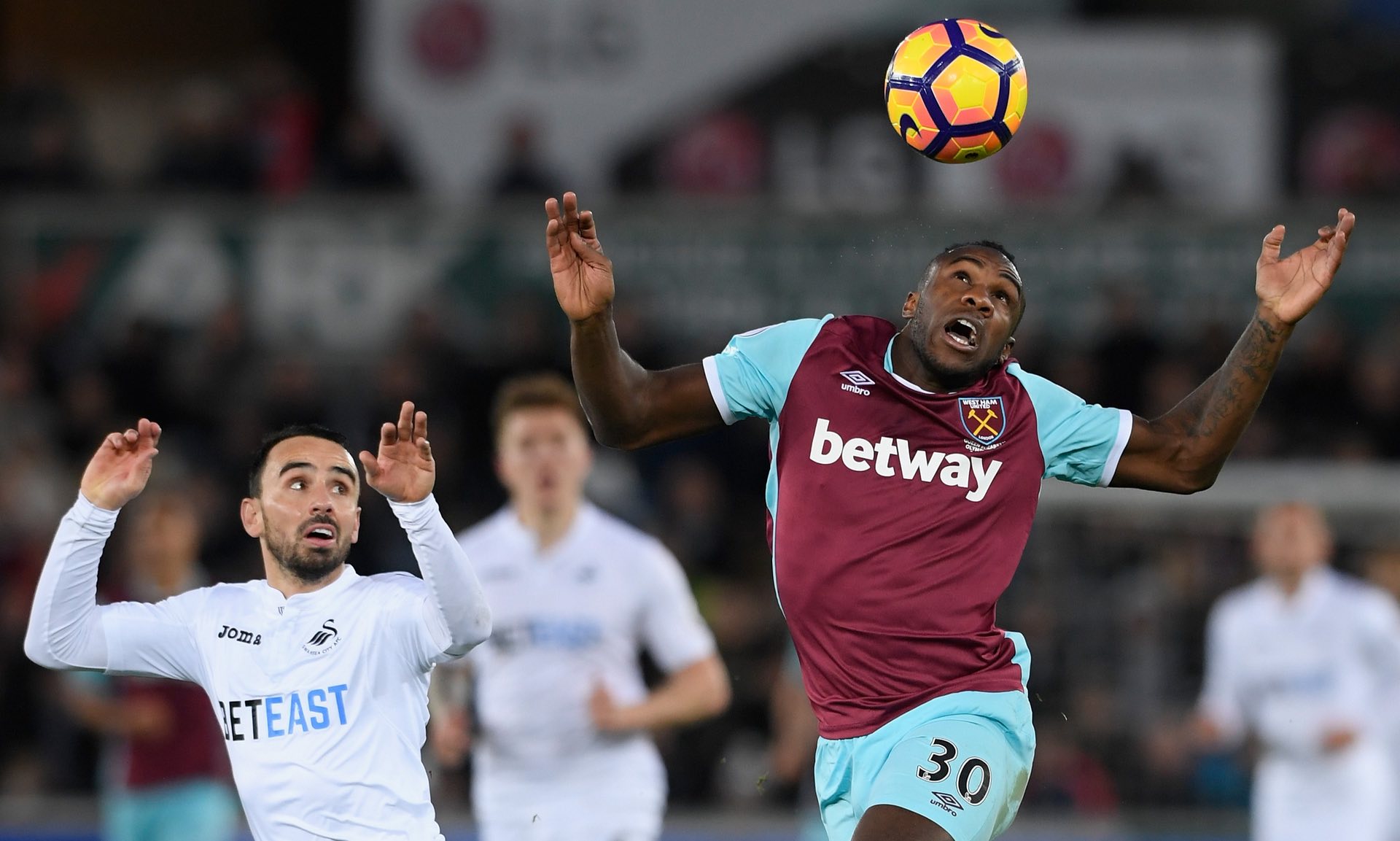 新华全媒+｜“人工智能+”催生行业新变——中西部多地走访见闻.